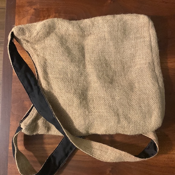 Clean Save Ocean Burlap Crossbody - Picture 5 of 6